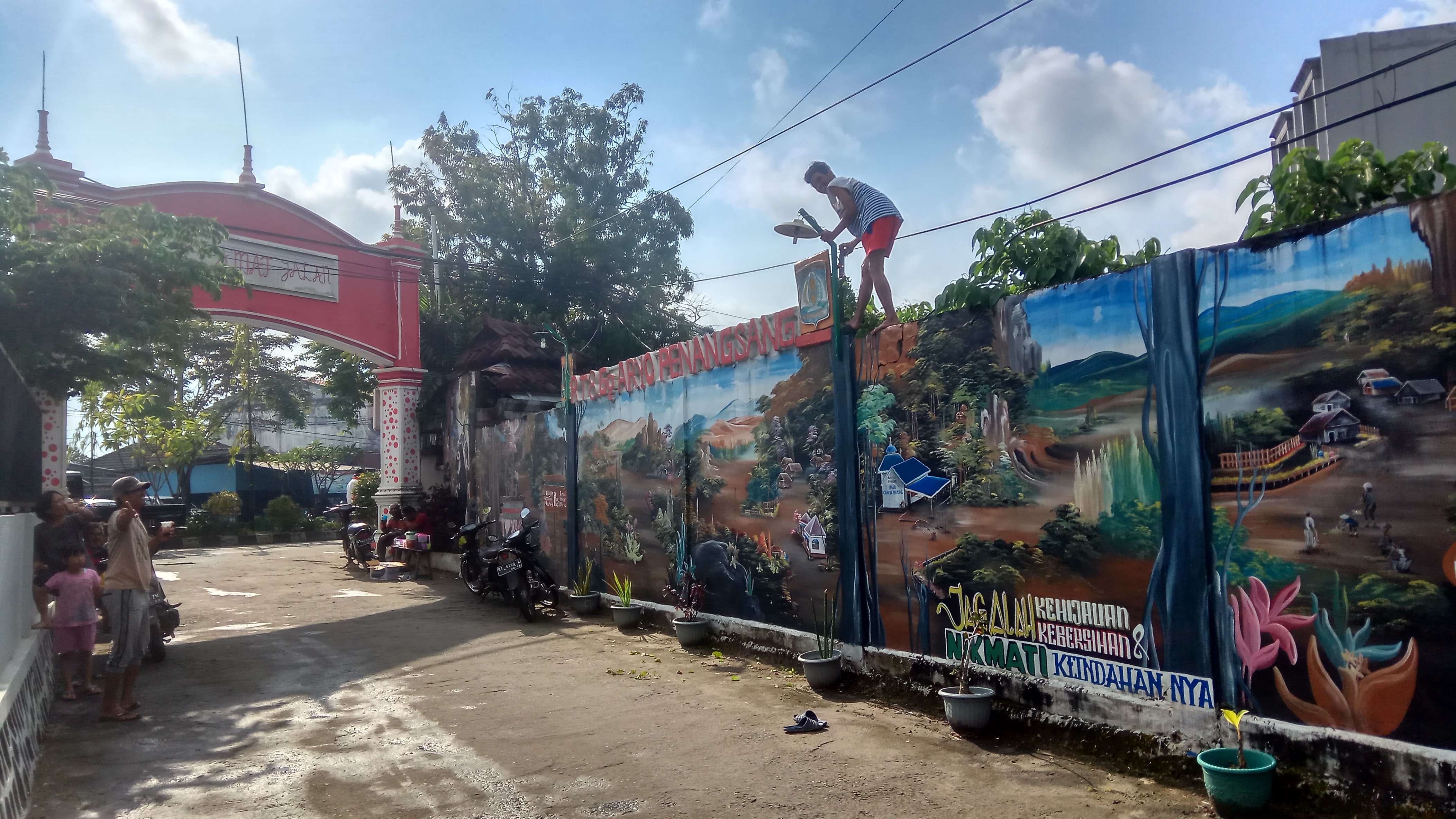 Perbaikan Penerangan Jalan RT 08